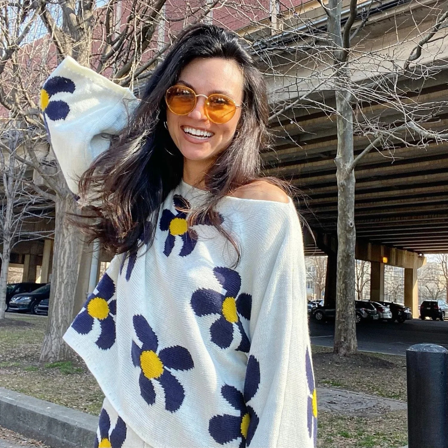 2021 new popular women's fashion leisure color flower printed wool suit sweater in autumn and winter
2021 new popular women's fashion leisure color flower printed wool suit sweater in autumn and winter