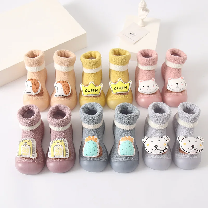 Winter cartoon cotton non-slip comfortable kids toddler shoes children's boots for girls, 6 colos
Winter cartoon cotton non-slip comfortable kids toddler shoes children's boots for girls, 6 colos