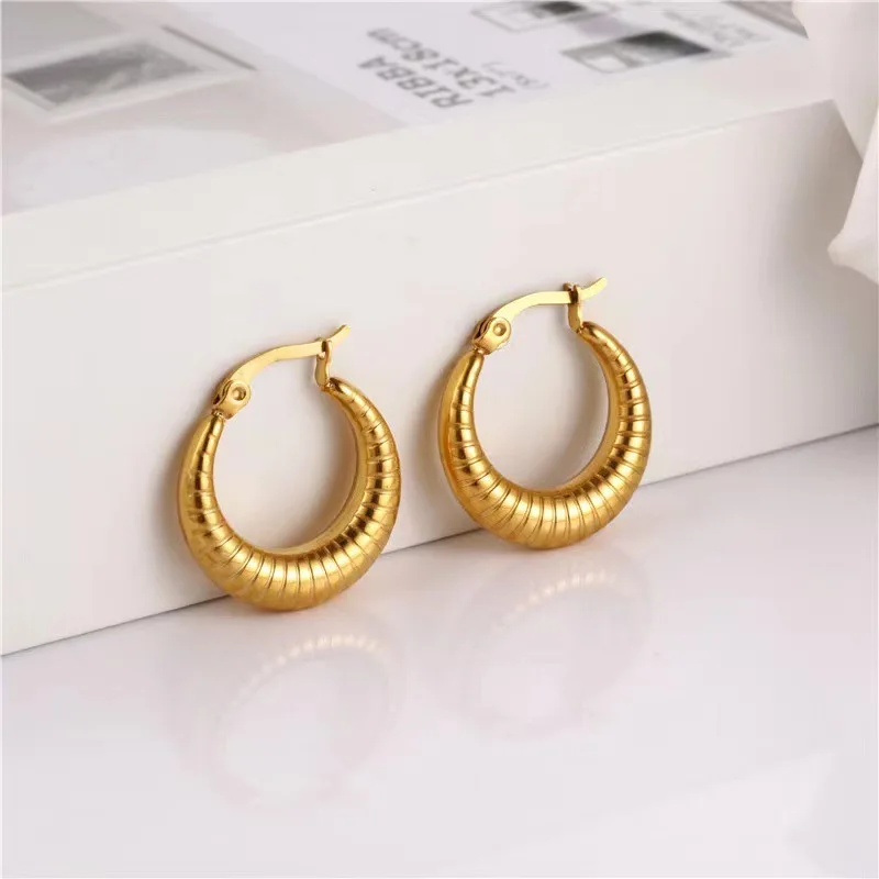 New 4 in 1 Earrings Set 18K Gold Elegant Earrings Stainless Steel Retro Striped Titanium Steel Hoop Earring for Women, Gold plating
New 4 in 1 Earrings Set 18K Gold Elegant Earrings Stainless Steel Retro Striped Titanium Steel Hoop Earring for Women, Gold plating