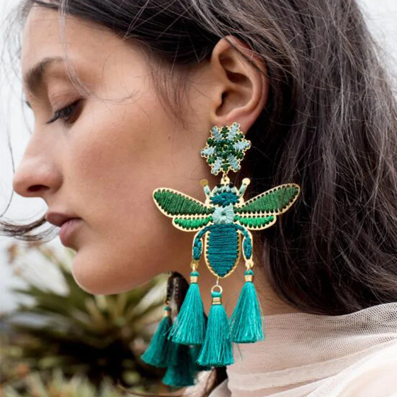 New fashion jewelry 925 sterling silver women vintage tassel earrings statement insect bee stud earrings
New fashion jewelry 925 sterling silver women vintage tassel earrings statement insect bee stud earrings