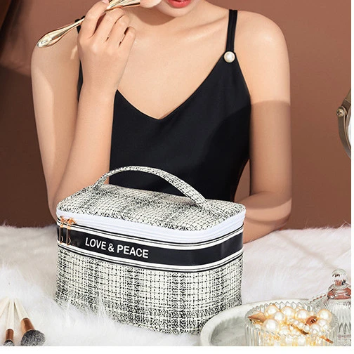 Ladies Travel Cosmetic Organizer Pouch Lightweight PU Leather Makeup Beauty Large Capacity Brush Toiletry Bag, Picture
Ladies Travel Cosmetic Organizer Pouch Lightweight PU Leather Makeup Beauty Large Capacity Brush Toiletry Bag, Picture