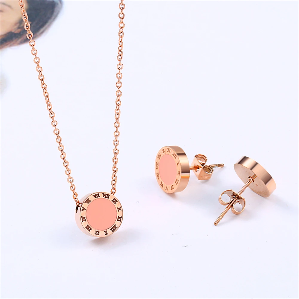Simple Stainless Steel 18K Gold Plated Alphabet Roman Letter Small Round Necklace Earrings Jewelry Set
Simple Stainless Steel 18K Gold Plated Alphabet Roman Letter Small Round Necklace Earrings Jewelry Set