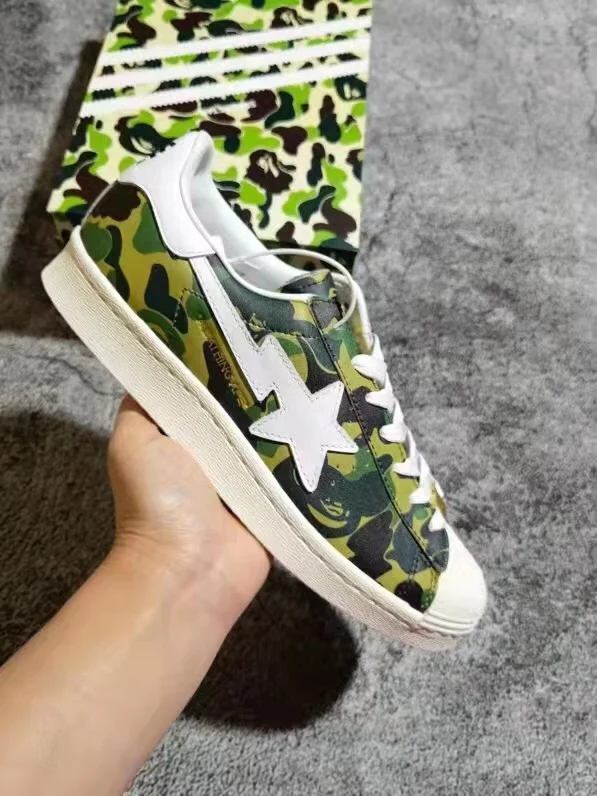 BAPESTAShell toe green camouflage for men and womenCAMOContrast colorvibeCasual skateboard shoes low-top sneakers
BAPESTAShell toe green camouflage for men and womenCAMOContrast colorvibeCasual skateboard shoes low-top sneakers