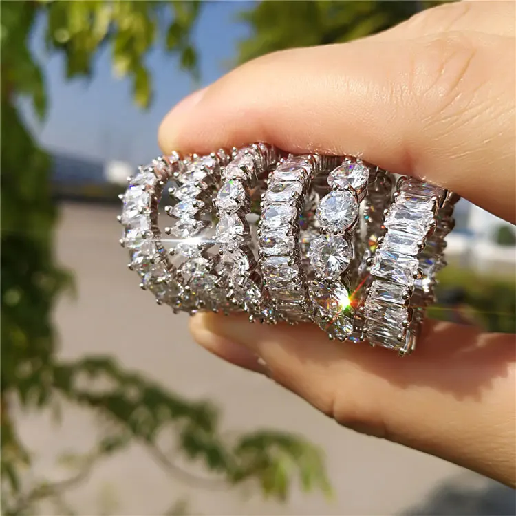 Europe Luxury Full CZ Diamond Heart Rings Jewelry Trendy Shiny Square Zircon Couple Wedding Rings for Women 2021, Silver
Europe Luxury Full CZ Diamond Heart Rings Jewelry Trendy Shiny Square Zircon Couple Wedding Rings for Women 2021, Silver