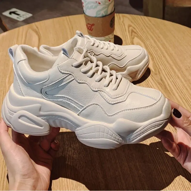 New Styles Fashion Female Running Sneakers Shoes White Platform Shoes Sneakers for Women and Ladies PU Leather Women Sport Shoes, 2 colors
New Styles Fashion Female Running Sneakers Shoes White Platform Shoes Sneakers for Women and Ladies PU Leather Women Sport Shoes, 2 colors
