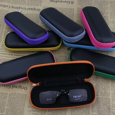 5 color options Unise Plaid pattern Multicolor zipper Small Glasses Soft leather Water proof sunglasses case
5 color options Unise Plaid pattern Multicolor zipper Small Glasses Soft leather Water proof sunglasses case