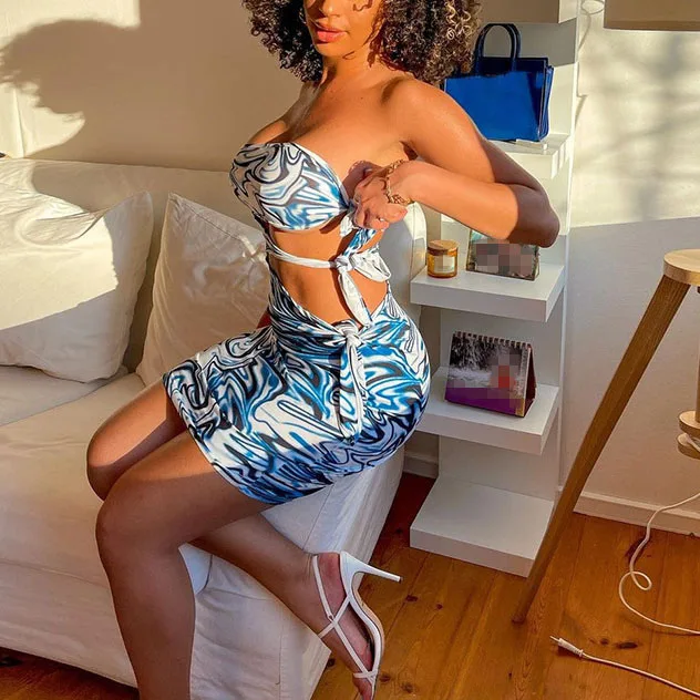 FS3492D Summer Hollow Out Fashion prints Bandage Women Club Casual Dress
FS3492D Summer Hollow Out Fashion prints Bandage Women Club Casual Dress