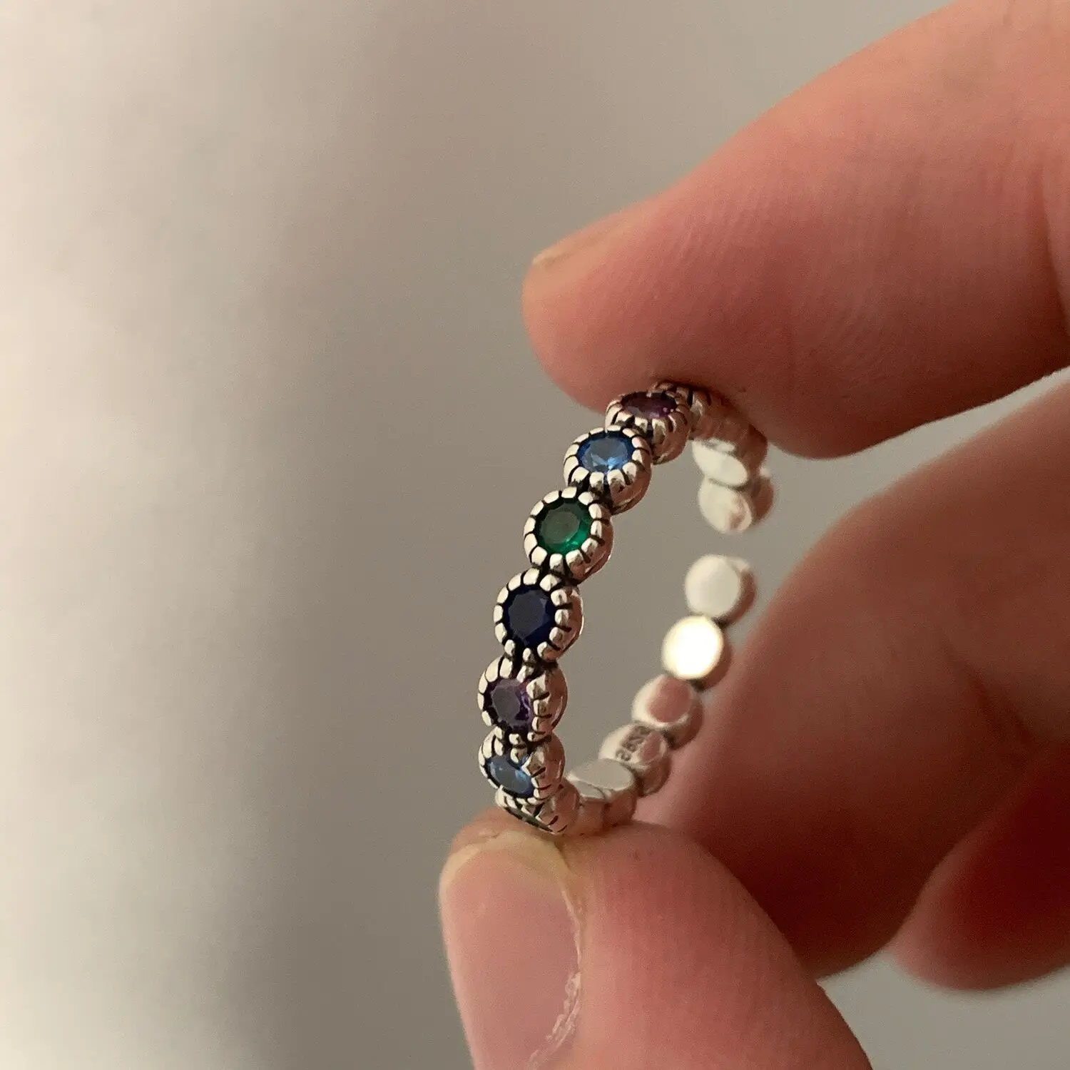 Korean Color Round rings zircon Women's Vintage Fashion Brilliant Color Matching Temperament Sweet Simple wholesale rings
Korean Color Round rings zircon Women's Vintage Fashion Brilliant Color Matching Temperament Sweet Simple wholesale rings