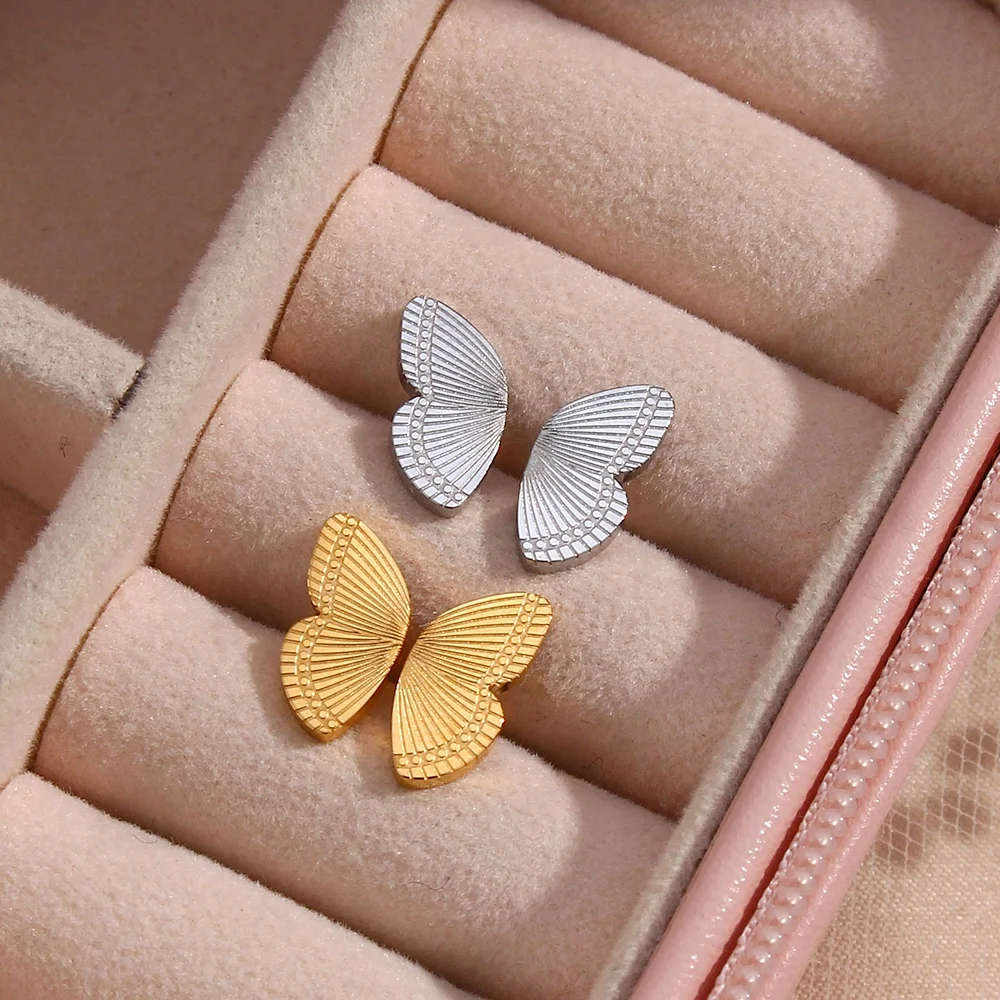 Exquisite Gold Stainless Steel Butterfly Stud Earring Tiny Earring Stud Minimalist Wholesale Designer Inspired Earrings
Exquisite Gold Stainless Steel Butterfly Stud Earring Tiny Earring Stud Minimalist Wholesale Designer Inspired Earrings