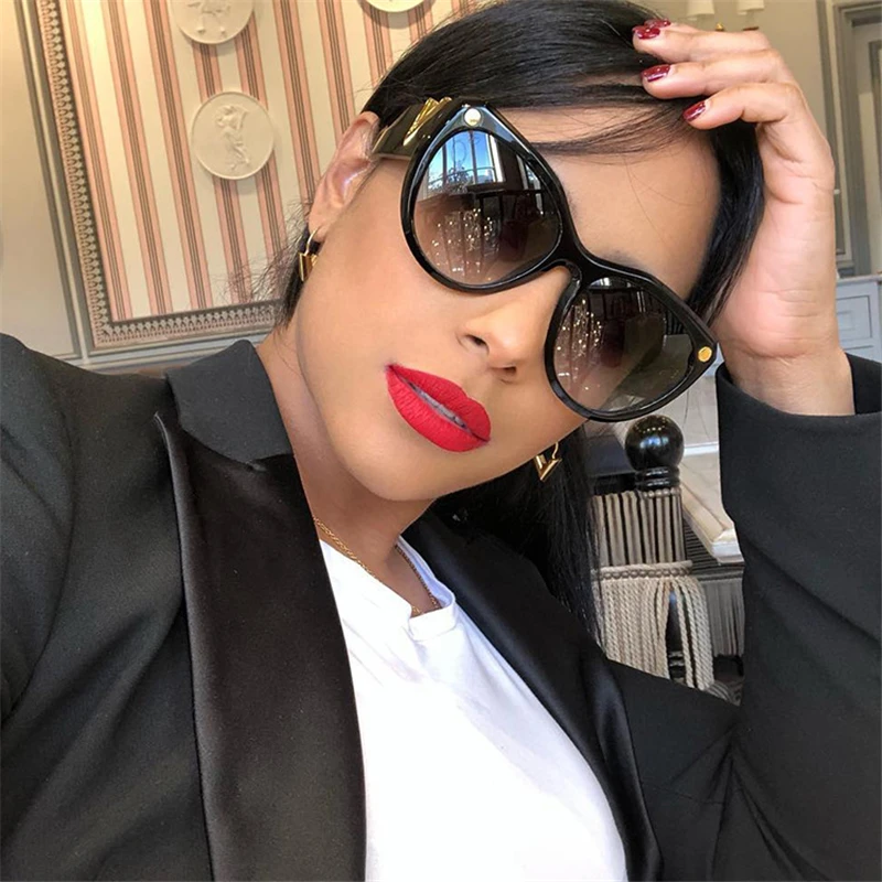 2021 Fashion Vintage Big Frame Cat Eye Sunglasses Uv400 Gradient Sunglasses For Women, Picture shows
2021 Fashion Vintage Big Frame Cat Eye Sunglasses Uv400 Gradient Sunglasses For Women, Picture shows