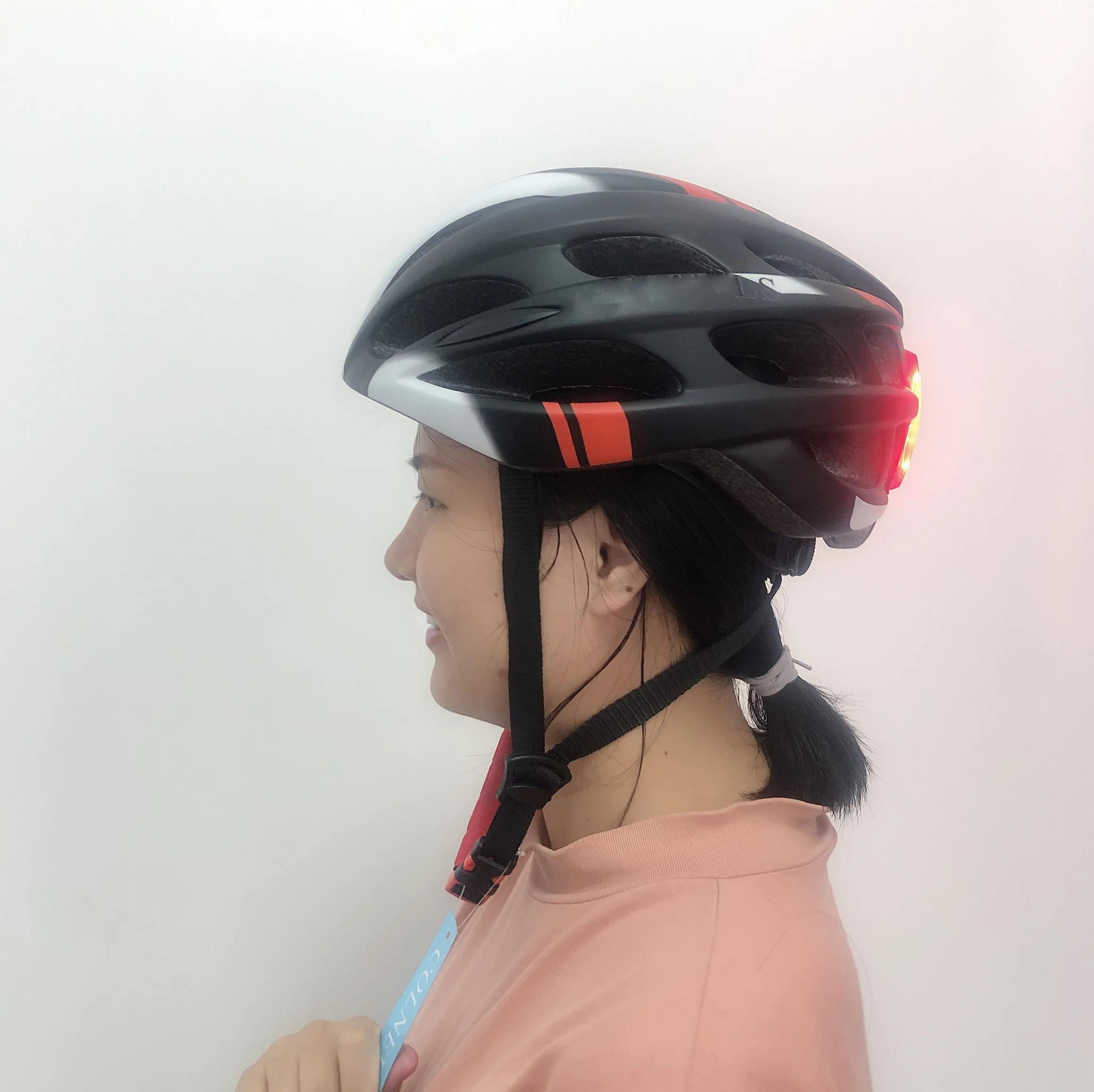 Airflow Bike Helmet with in-Molded Reinforcing Skeleton for Added Protection -mountain bike helmet for men women
Airflow Bike Helmet with in-Molded Reinforcing Skeleton for Added Protection -mountain bike helmet for men women
