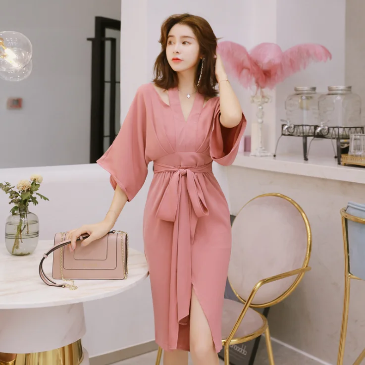 Pink Three Quarter Length Sleeve V-Neck Tie Waist Midi Summer Daily Dress Manufacture Wholesale Fashion Women Apparel
Pink Three Quarter Length Sleeve V-Neck Tie Waist Midi Summer Daily Dress Manufacture Wholesale Fashion Women Apparel