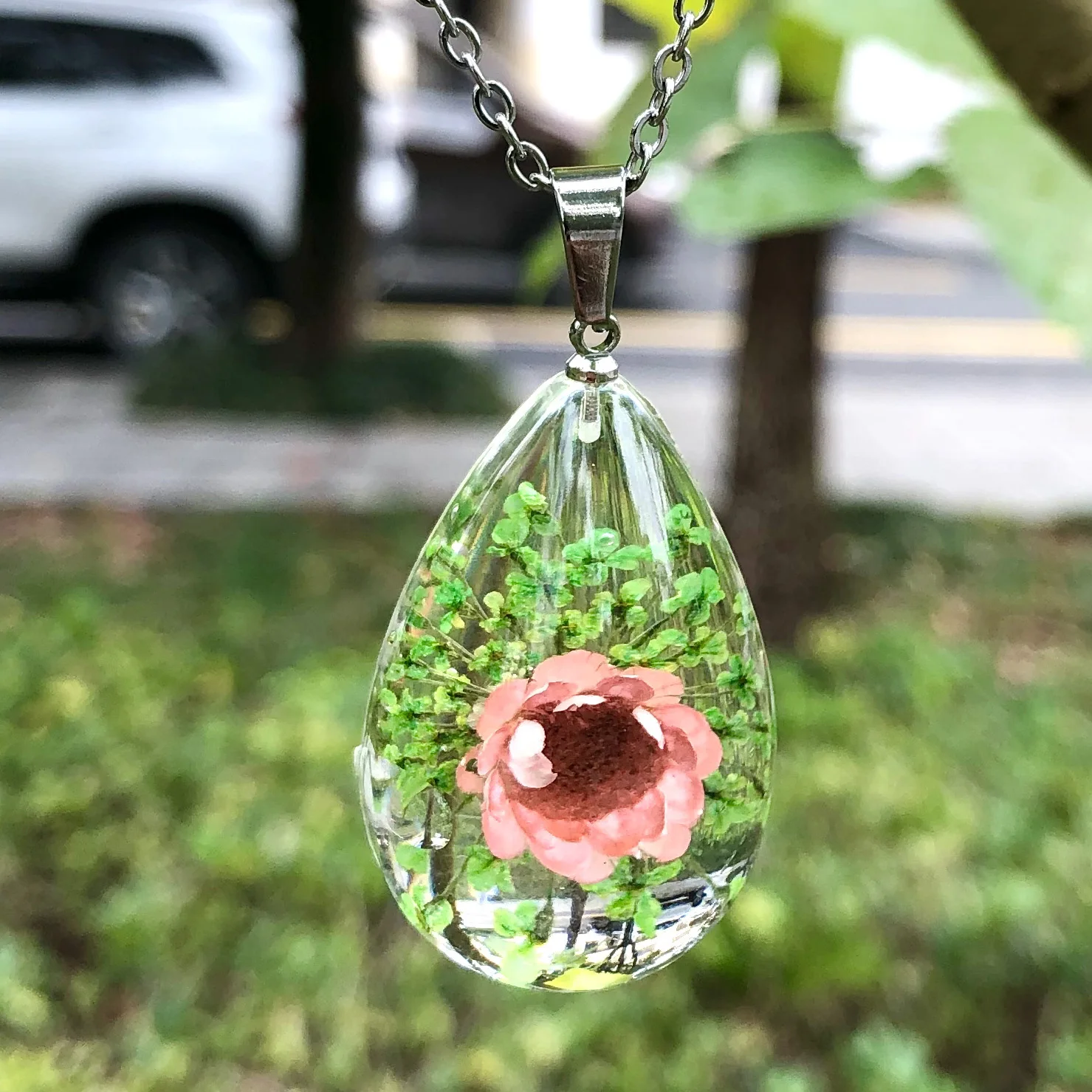 wholesale real dried flower pendant stainless steel jewelry star flower lace flower clear resin necklace
wholesale real dried flower pendant stainless steel jewelry star flower lace flower clear resin necklace