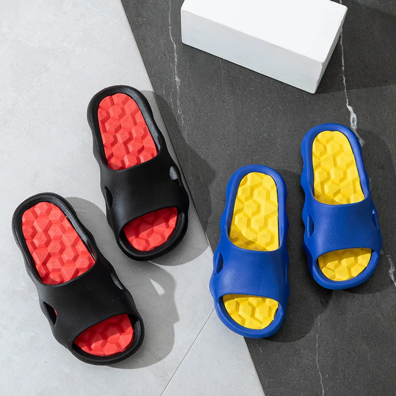 2022 Summer Bubble Slides Slippers For Men EVA Slipper Slide House Footwear Men's Home Outdoor Man Shoes
2022 Summer Bubble Slides Slippers For Men EVA Slipper Slide House Footwear Men's Home Outdoor Man Shoes
