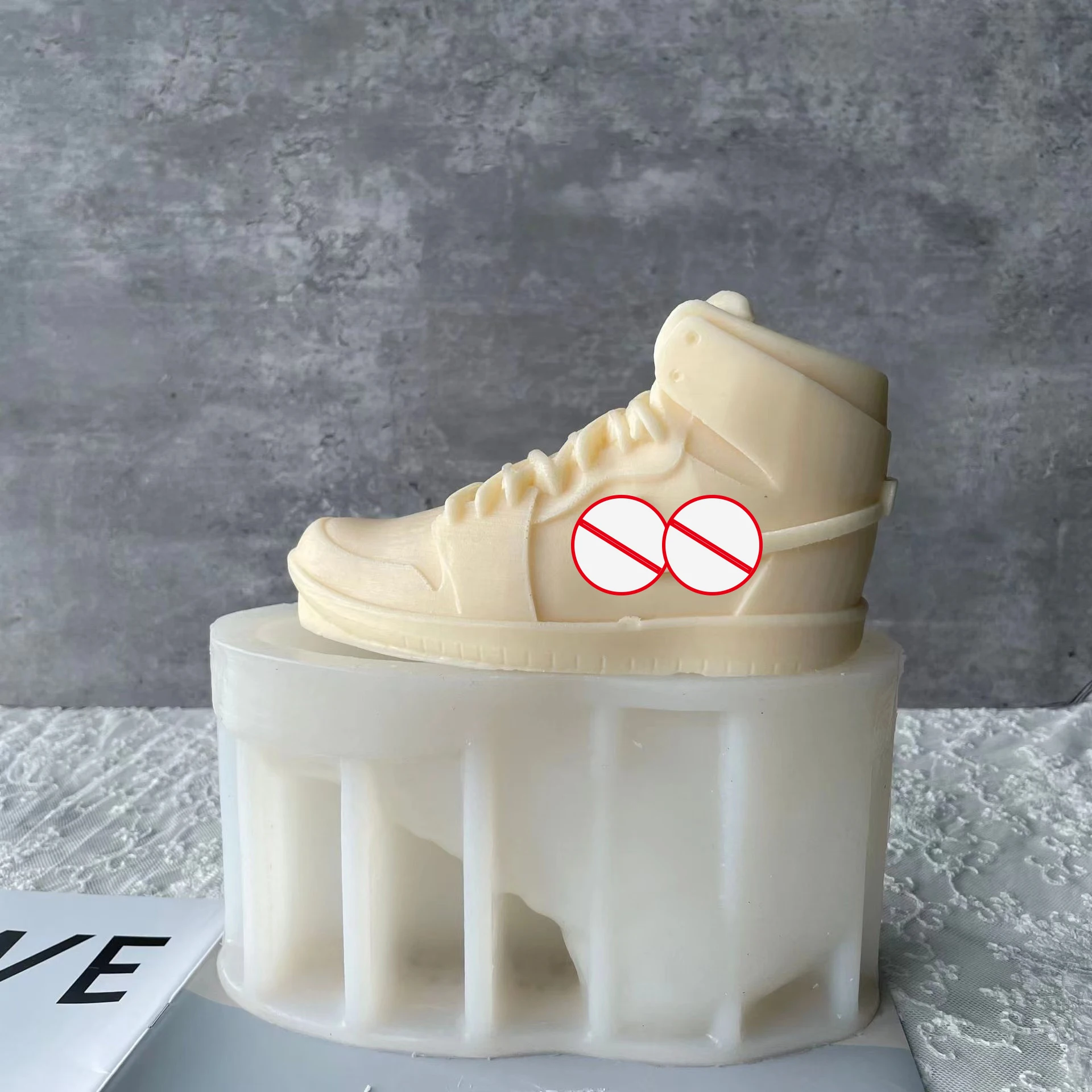Custom Natural Soy Wax Decorative Candle Mold Gift Candle Making 3D High Top Sneakers Mould 6 Shapes Shoes Silicone Candle Mold
Custom Natural Soy Wax Decorative Candle Mold Gift Candle Making 3D High Top Sneakers Mould 6 Shapes Shoes Silicone Candle Mold