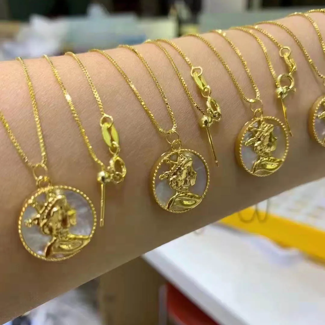 Luxury Fashion Pure 18k Gold Charms Pendants Necklace Women Ladies Bridal Engagement Wedding Jewelry
Luxury Fashion Pure 18k Gold Charms Pendants Necklace Women Ladies Bridal Engagement Wedding Jewelry