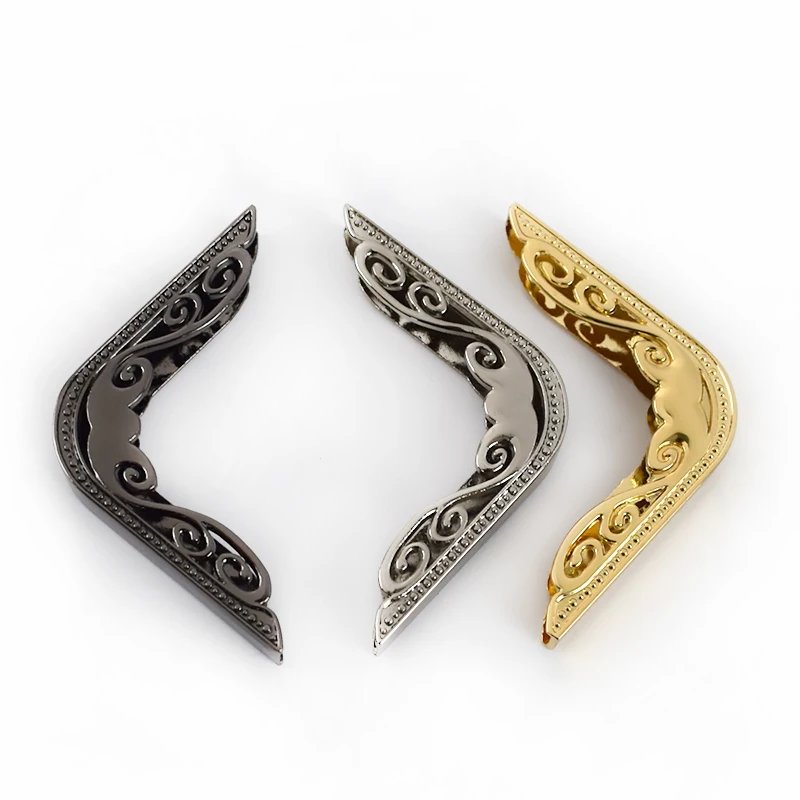 Meetee BF162 Notebook Parts Accessories DIY Bag Carving Edge Corner Protector Buckle Handbag Alloy Decoration Hardware, Gold
Meetee BF162 Notebook Parts Accessories DIY Bag Carving Edge Corner Protector Buckle Handbag Alloy Decoration Hardware, Gold