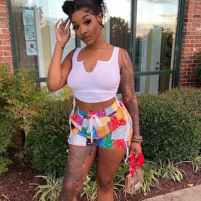 X02794C Women Cut Out Two 2 Piece Set Outfit Tracksuit V-neck Tank Tops and Paisley bandanna Shorts Matching Set Sport Sweatsuit, Black
X02794C Women Cut Out Two 2 Piece Set Outfit Tracksuit V-neck Tank Tops and Paisley bandanna Shorts Matching Set Sport Sweatsuit, Black