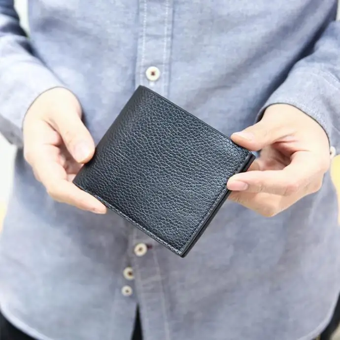 2021 New Products Leather and Slim Aluminum Card Holder Wallet with Bottle Opener and Money Clip for Men Case Fashion Gift OEM
2021 New Products Leather and Slim Aluminum Card Holder Wallet with Bottle Opener and Money Clip for Men Case Fashion Gift OEM