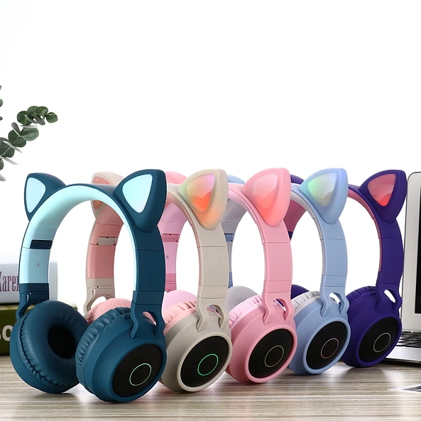 2020 New Fashion Cut Cat Style Headset Earbud Earphone the Best Christmas Gift for Blue tooth Headset, Black/white/pink/blue/yellow/green
2020 New Fashion Cut Cat Style Headset Earbud Earphone the Best Christmas Gift for Blue tooth Headset, Black/white/pink/blue/yellow/green