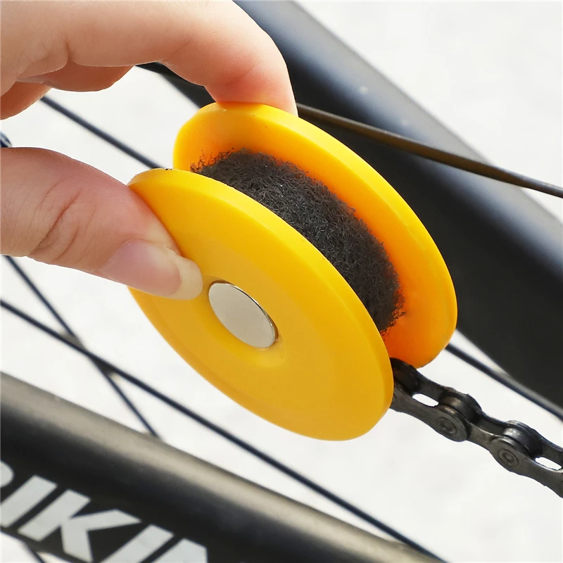 Portable Bicycle Chain Cleaner Magnetic Bicycle Chain Roller Washer Bike Chain Gear Oiler Gadget Bike Accessories Bicycle Care T
Portable Bicycle Chain Cleaner Magnetic Bicycle Chain Roller Washer Bike Chain Gear Oiler Gadget Bike Accessories Bicycle Care T