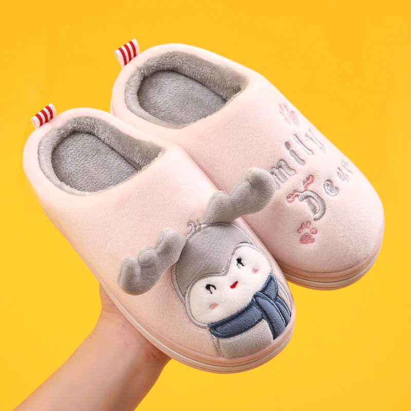 Children cartoon boys and girls deer warm cotton slippers soft and warm cute bedroom parent-child slippers
Children cartoon boys and girls deer warm cotton slippers soft and warm cute bedroom parent-child slippers