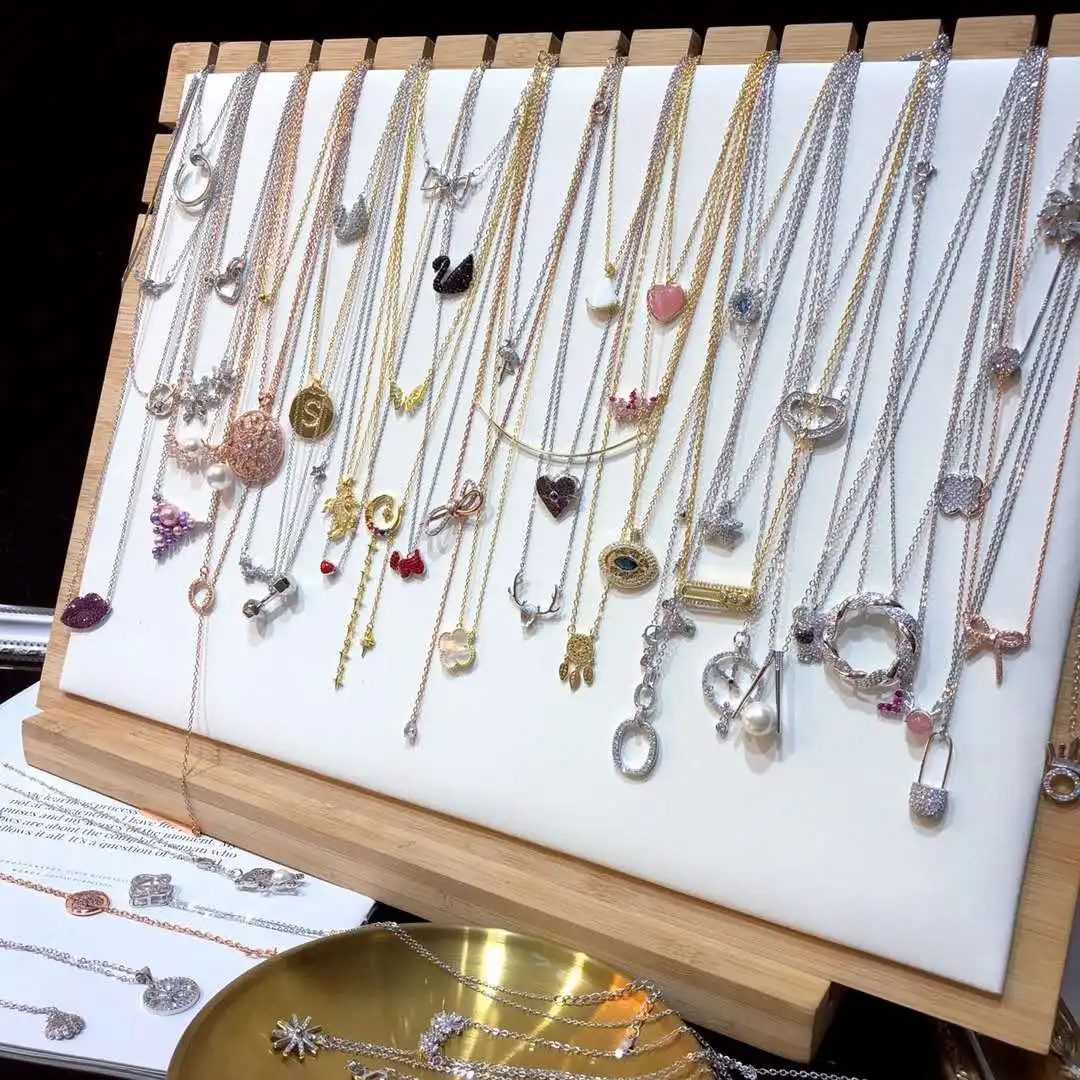 high quality Do not fade women beautiful gold crystal pendant necklace chains, Rose gold, gold and silver
high quality Do not fade women beautiful gold crystal pendant necklace chains, Rose gold, gold and silver