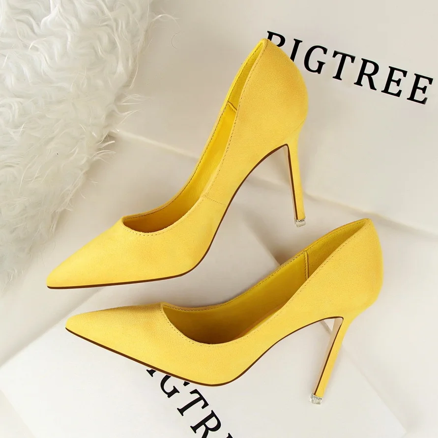 Fashion ladies high-heels shoes pointed suede leather women heels, Black,blue,brown,and yellow
Fashion ladies high-heels shoes pointed suede leather women heels, Black,blue,brown,and yellow
