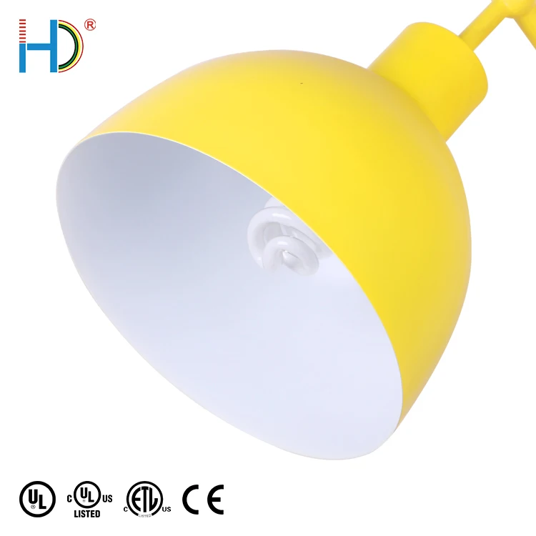 Made In China Design Cheap Classic Luxury Vintage Hote Decorate Restaurant Bankers Yellow Lamp Shades Table Lamp With Base