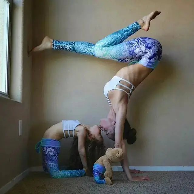 Kids Clothes Skinny Printed Stretchy Mom And Daughter Yoga Clothing Parent Child Matching Outwork Yoga Sports Tracksuit, As picture showed
Kids Clothes Skinny Printed Stretchy Mom And Daughter Yoga Clothing Parent Child Matching Outwork Yoga Sports Tracksuit, As picture showed