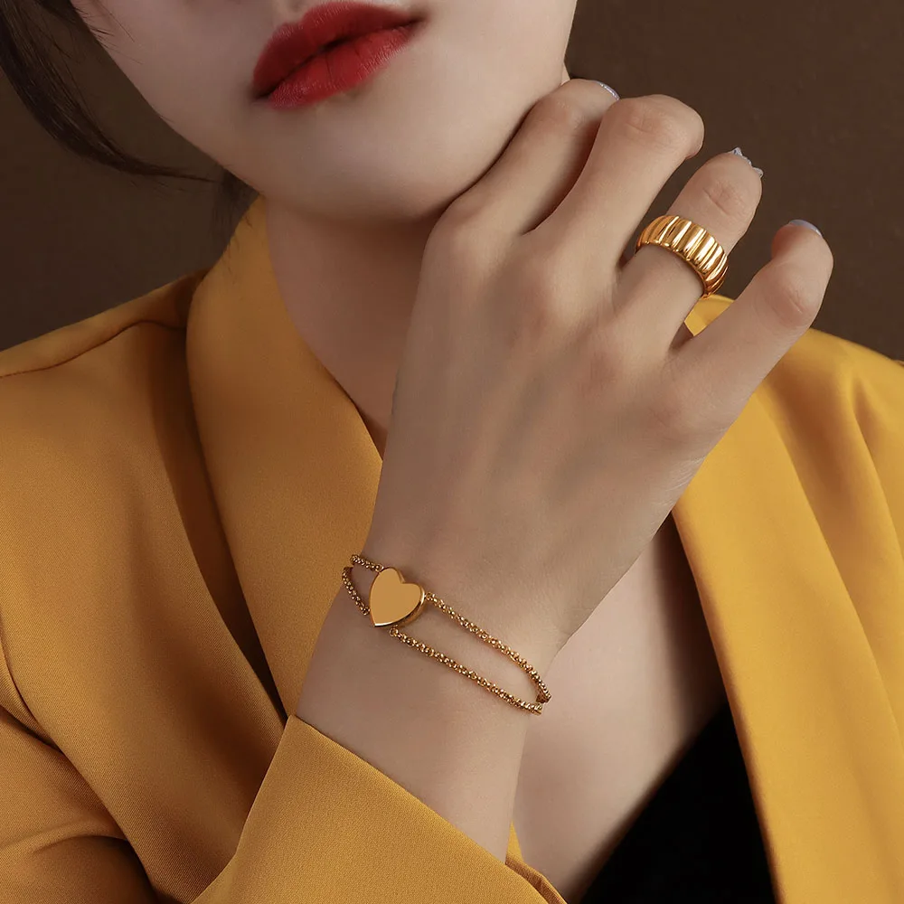 Buckle End of Chain Bracelets with Heart Connector Valentine's Day Gift Customize Name Designer Bracelets for Women
Buckle End of Chain Bracelets with Heart Connector Valentine's Day Gift Customize Name Designer Bracelets for Women