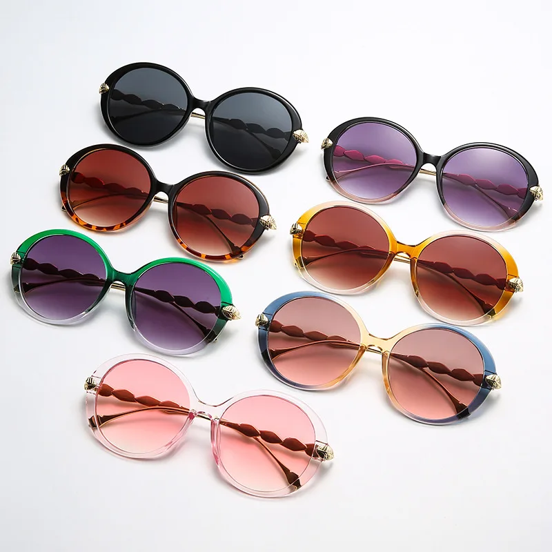 2023 Fashion trendy 2023 new luxury sunglasses personality ladies vintage sunglasses anti-ultraviolet glasses
2023 Fashion trendy 2023 new luxury sunglasses personality ladies vintage sunglasses anti-ultraviolet glasses