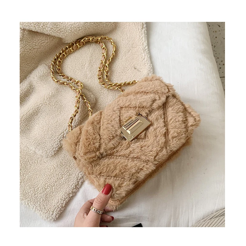 2020 Soft Faux Fur Crossbody Bags for Women Autumn Winter Small Plush Shoulder Messenger Bags Female Luxury Handbags and Purses
2020 Soft Faux Fur Crossbody Bags for Women Autumn Winter Small Plush Shoulder Messenger Bags Female Luxury Handbags and Purses