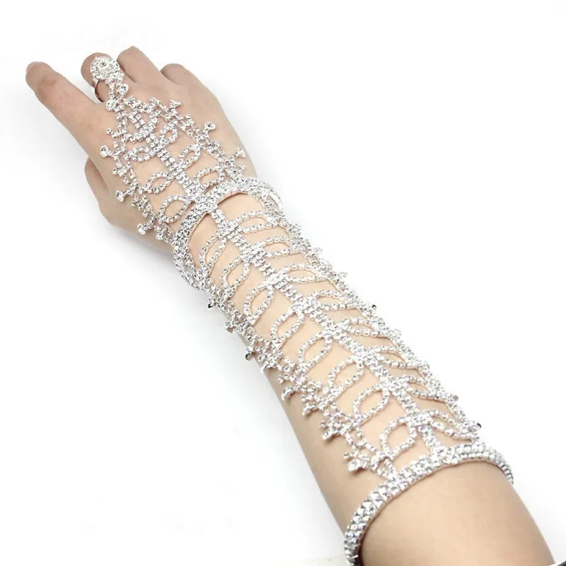 2020 Crystal rhinestone Pave Crystals Slave Bangle Bracelet With One Ring Hand Pieces Jewelry One Ring Bracelet For Women, As picture
2020 Crystal rhinestone Pave Crystals Slave Bangle Bracelet With One Ring Hand Pieces Jewelry One Ring Bracelet For Women, As picture