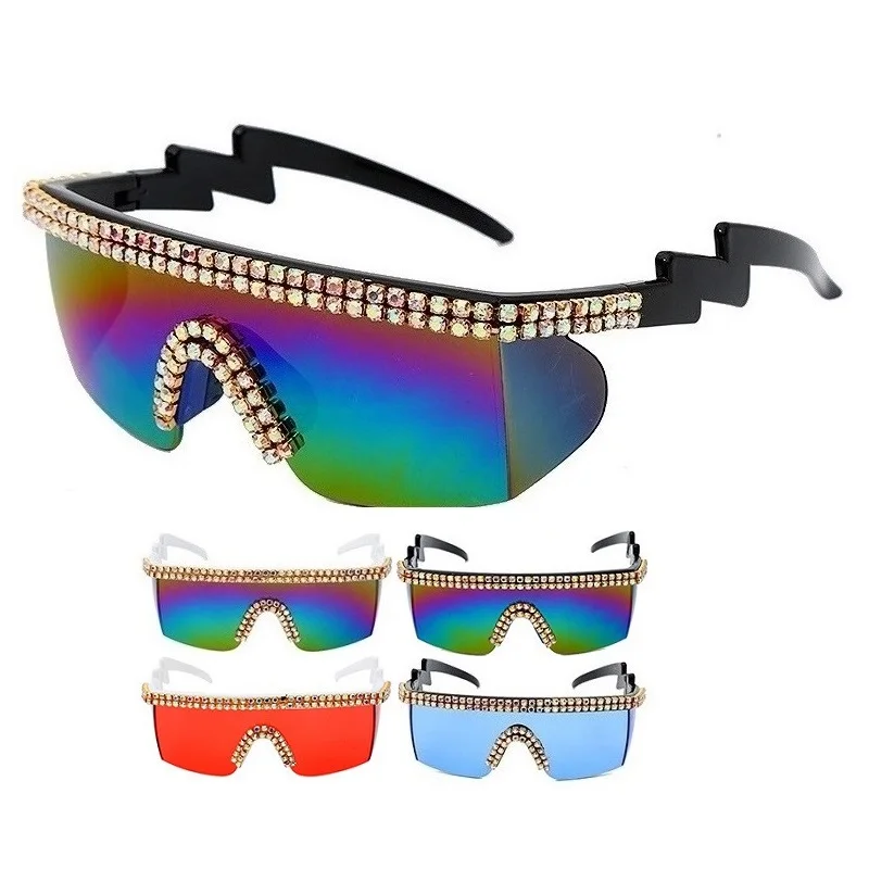 Women's Oversized Diamonds Frame Sun Glasses Stylish Luxury New Style Colorful Overside One Peice Lens Flash Temple Sunglasses
Women's Oversized Diamonds Frame Sun Glasses Stylish Luxury New Style Colorful Overside One Peice Lens Flash Temple Sunglasses