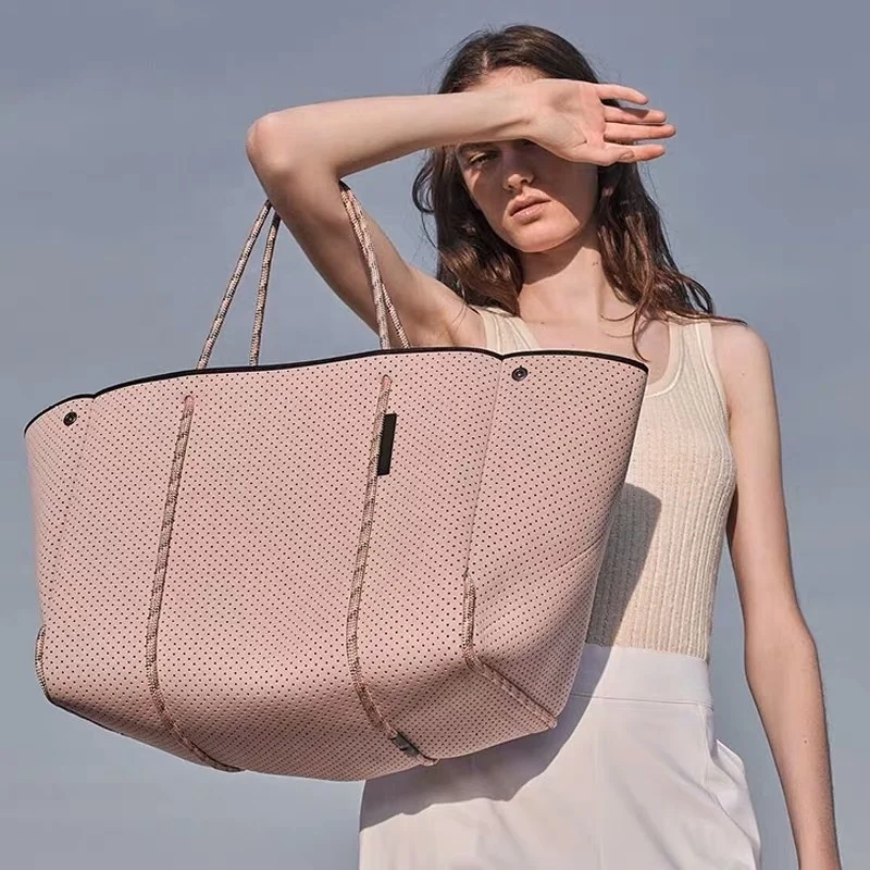 Latest Design 2022 Large Capacity Trendy Tote Bag Spring Summer Travel Luxury Purses And Handbag
Latest Design 2022 Large Capacity Trendy Tote Bag Spring Summer Travel Luxury Purses And Handbag