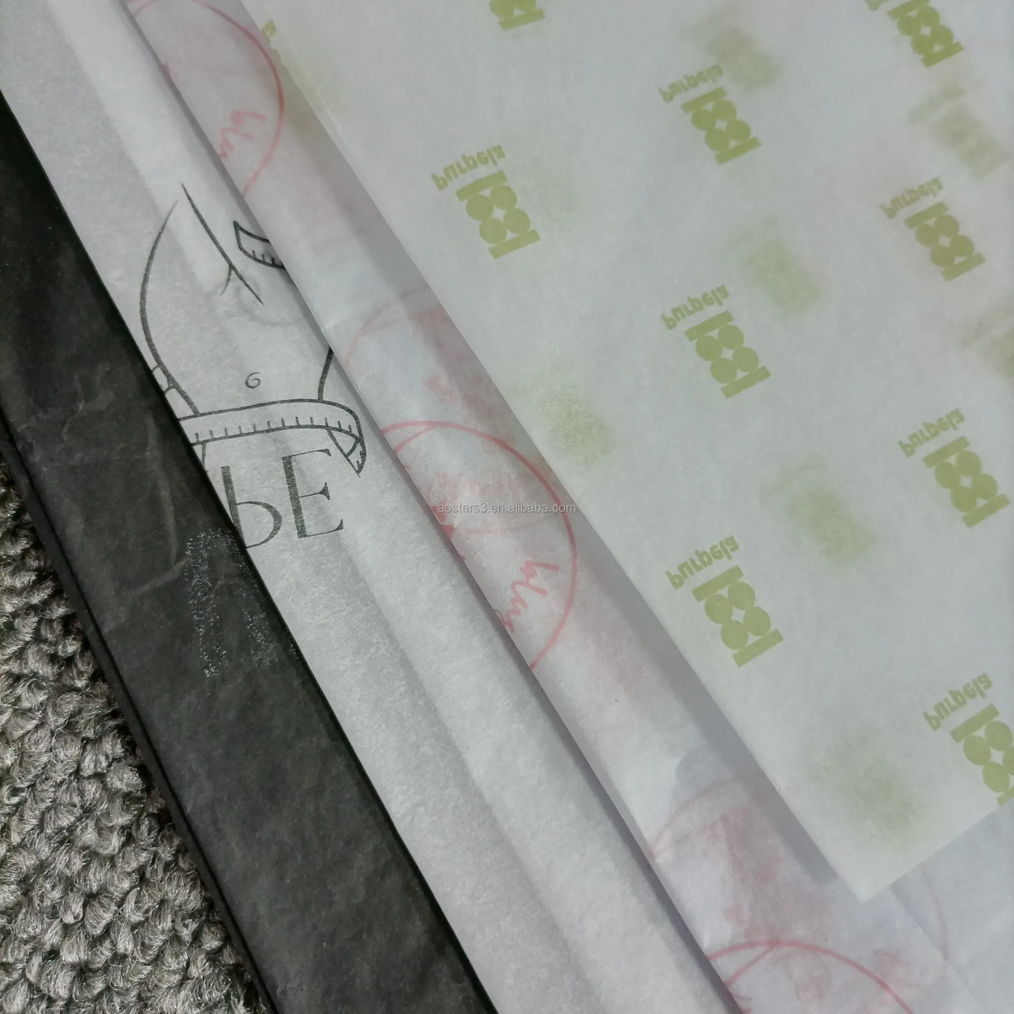 Custom clothing shoes with tissue paper packaging clothing white paper printing LOGO 
Custom clothing shoes with tissue paper packaging clothing white paper printing LOGO