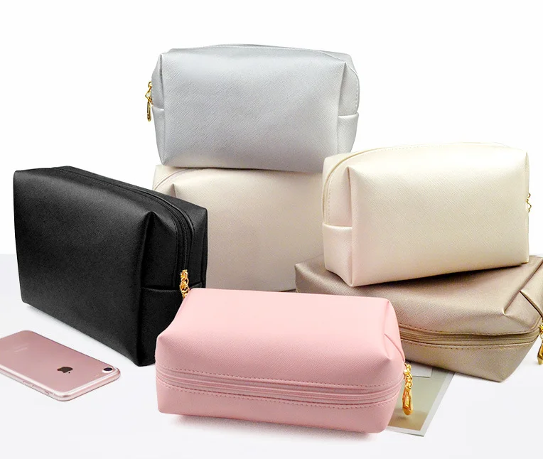 Travel makeup pouch Custom logo pu leather plain cosmetic bag with nylon lining, Customized color
Travel makeup pouch Custom logo pu leather plain cosmetic bag with nylon lining, Customized color