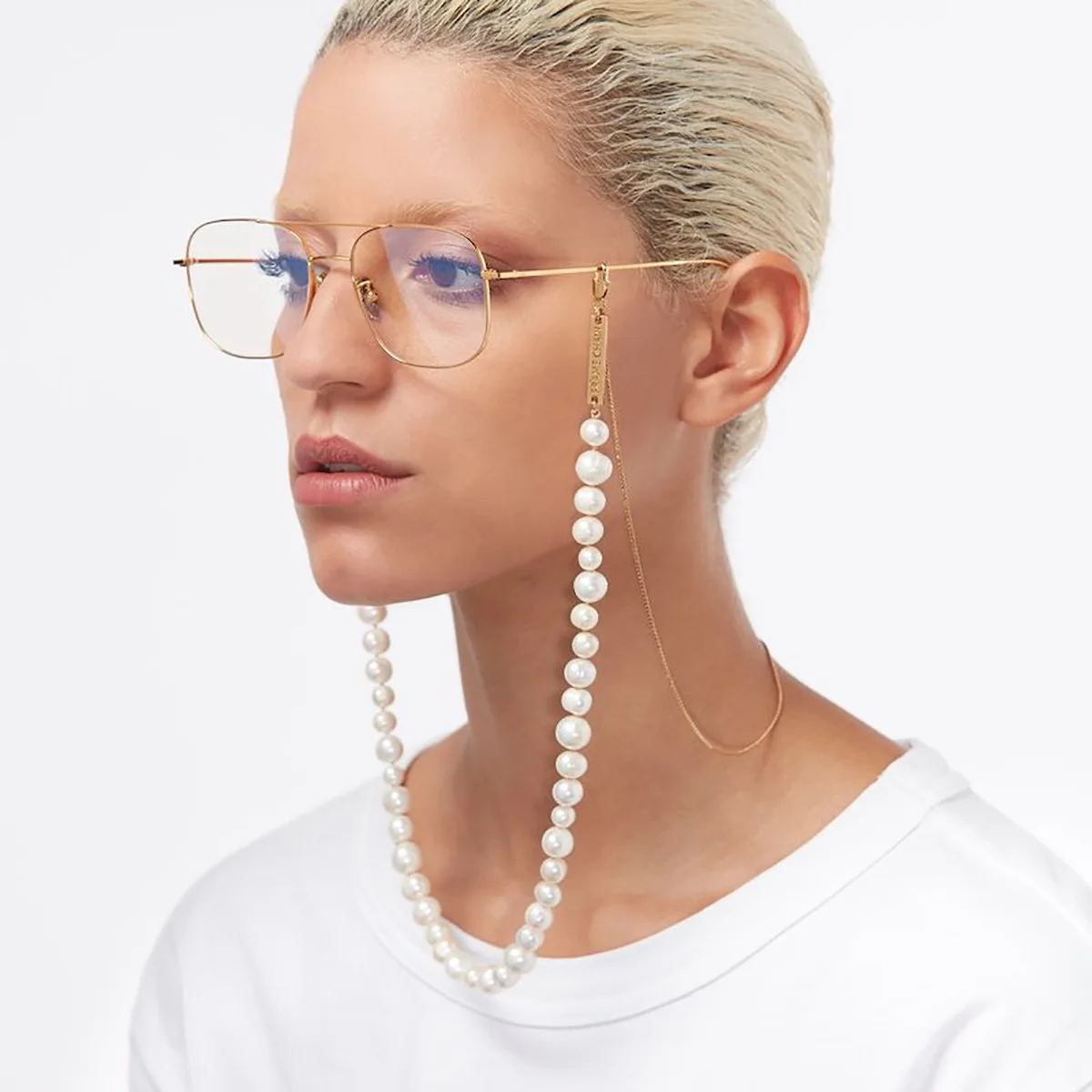 New Arrival Cool Pearl Beaded Curb Cuban Glasses Chain Long White Pearl Eyeglass Chain Strap Lanyard Holder For Sunglass Women
New Arrival Cool Pearl Beaded Curb Cuban Glasses Chain Long White Pearl Eyeglass Chain Strap Lanyard Holder For Sunglass Women