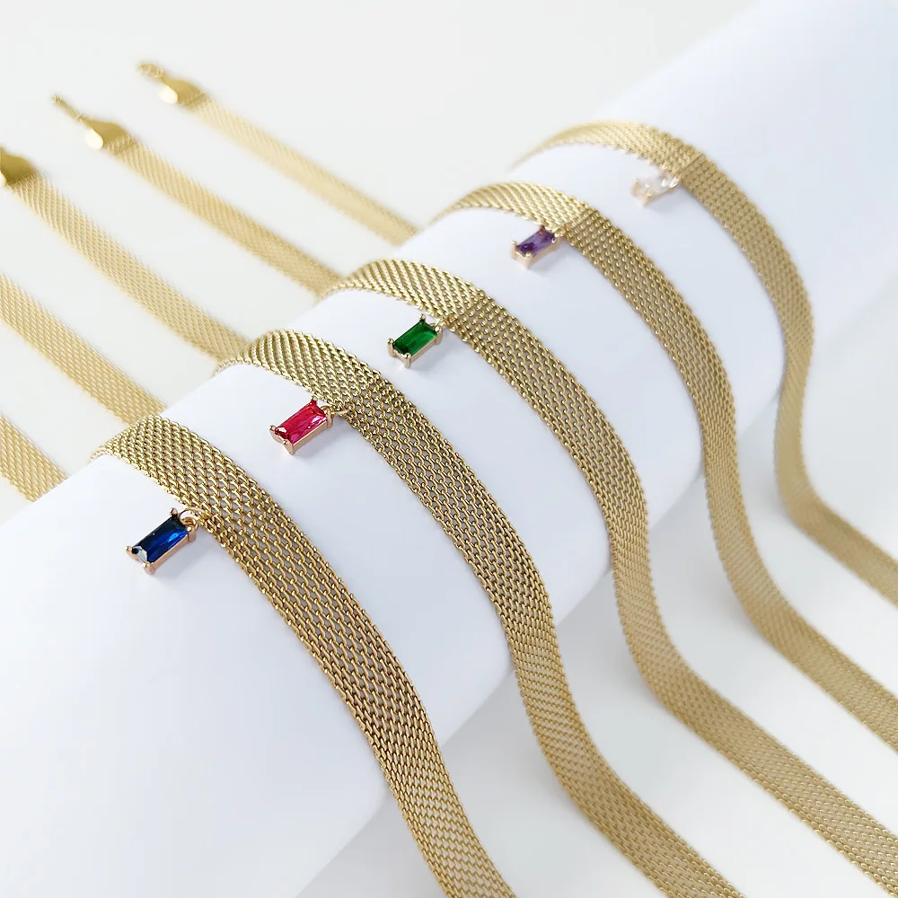 Hips Hops Wide Flat Chains Necklace New Fashion Adjustable Chain Small Square Zircon Pendant Necklace for Women Girls
Hips Hops Wide Flat Chains Necklace New Fashion Adjustable Chain Small Square Zircon Pendant Necklace for Women Girls