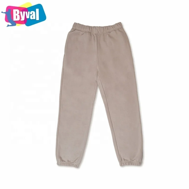 Wholesale Logo Custom Men's New Solid Color Winter Sweatpants Loose Elastic Waist 400 GRAMS Fleece Fashion Sweatpants
Wholesale Logo Custom Men's New Solid Color Winter Sweatpants Loose Elastic Waist 400 GRAMS Fleece Fashion Sweatpants