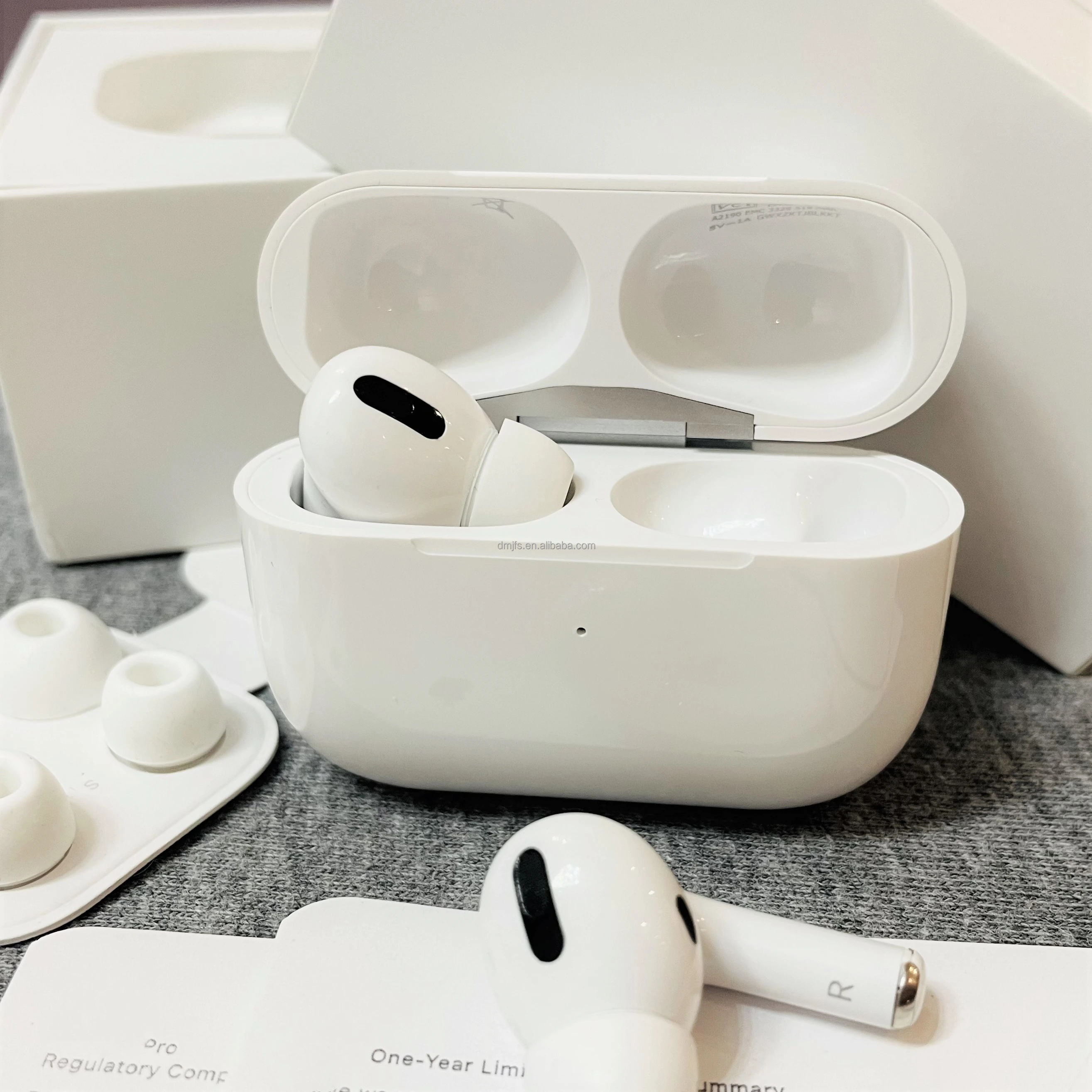 Original Logo 1:1 GPS TWS air 3 pro bluetoothes Wireless Earphone Headphone For air pro 3, White
Original Logo 1:1 GPS TWS air 3 pro bluetoothes Wireless Earphone Headphone For air pro 3, White
