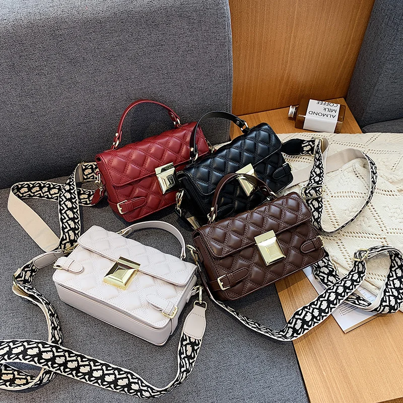 fashion trends lock ladies shoulder bag luxury women purses and handbags new design sukaa with guitar strap
fashion trends lock ladies shoulder bag luxury women purses and handbags new design sukaa with guitar strap