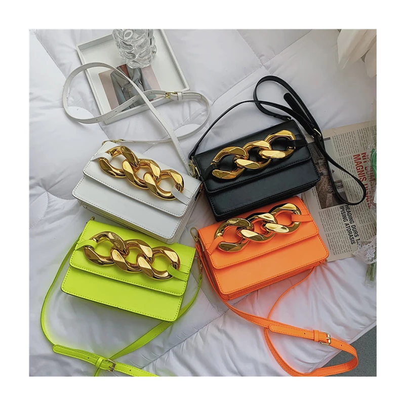 Thick Gold Chains Ladies High Quality Handbags Luxury Women Hand Clutch Shoulder Luxury Fashion Purses and Handbags
Thick Gold Chains Ladies High Quality Handbags Luxury Women Hand Clutch Shoulder Luxury Fashion Purses and Handbags