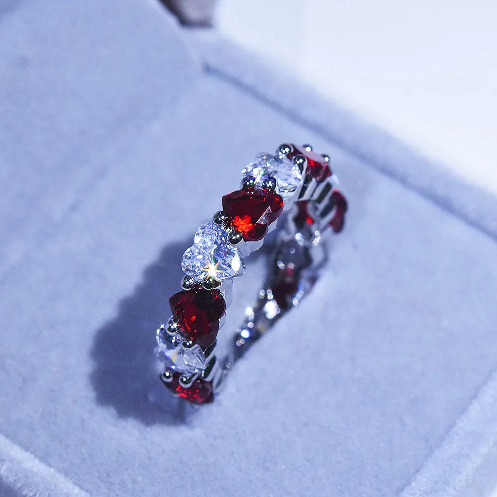 White Gold Plated Engagement Bands Full CZ Moissanite Heart Open Rings Red Cubic Zircon Heart Ring for Valentines
White Gold Plated Engagement Bands Full CZ Moissanite Heart Open Rings Red Cubic Zircon Heart Ring for Valentines