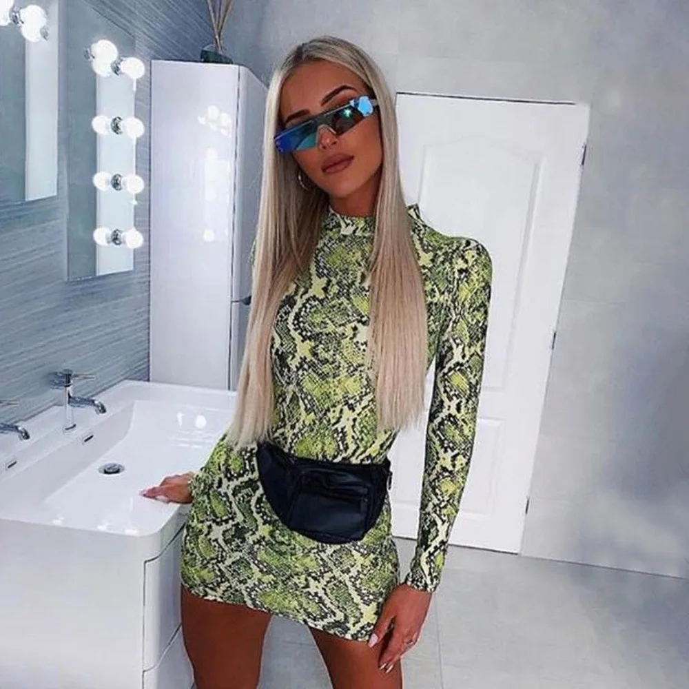Dropshipping Autumn women's round-necked long-sleeved wrap-up sexy snake-print dress
Dropshipping Autumn women's round-necked long-sleeved wrap-up sexy snake-print dress