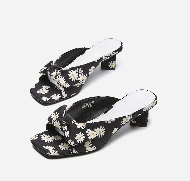 Stylish daisy flora upper lady square toe heel sandals women summer design slid on sandals, Customized color
Stylish daisy flora upper lady square toe heel sandals women summer design slid on sandals, Customized color