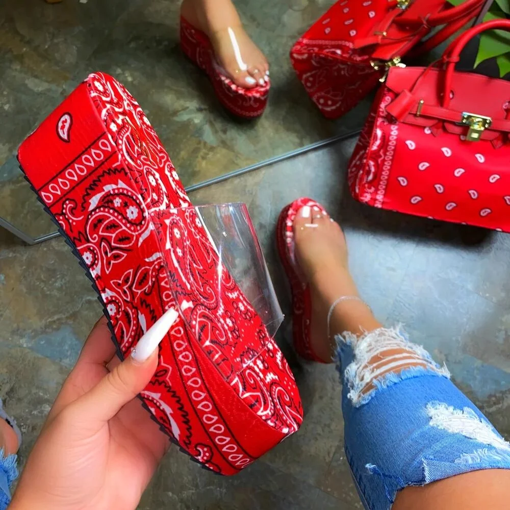 New Arrival Matching Shoes and Women Bags Set Large Size Platform Printed Sandals with Clear Upper Women
New Arrival Matching Shoes and Women Bags Set Large Size Platform Printed Sandals with Clear Upper Women