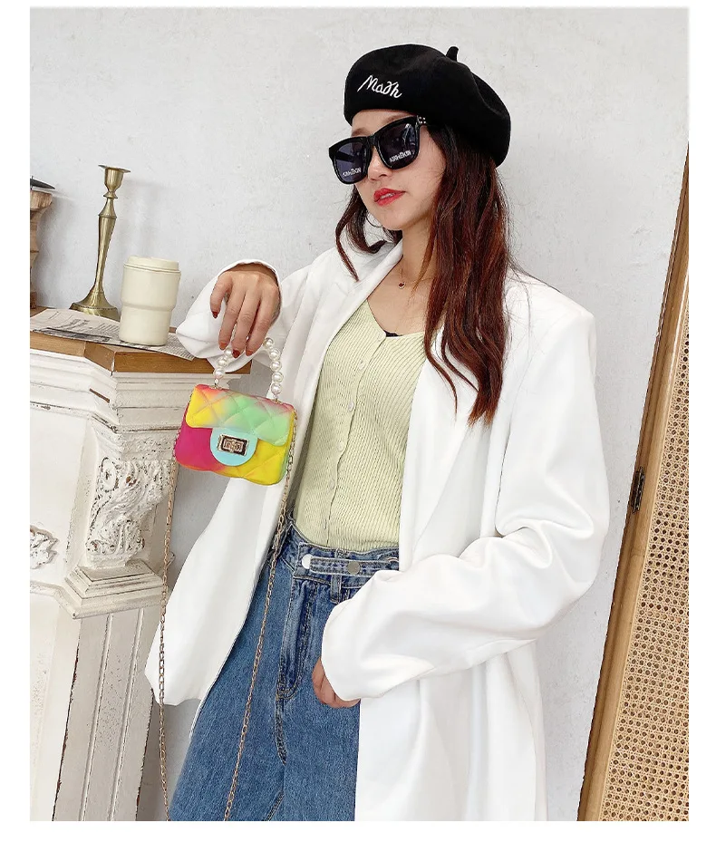 Factory Wholesale 2021 New Fashion One-shoulder Messenger Mini Pearl Designers Handbags Gradient Mini Jelly Bag, 5 colors
Factory Wholesale 2021 New Fashion One-shoulder Messenger Mini Pearl Designers Handbags Gradient Mini Jelly Bag, 5 colors