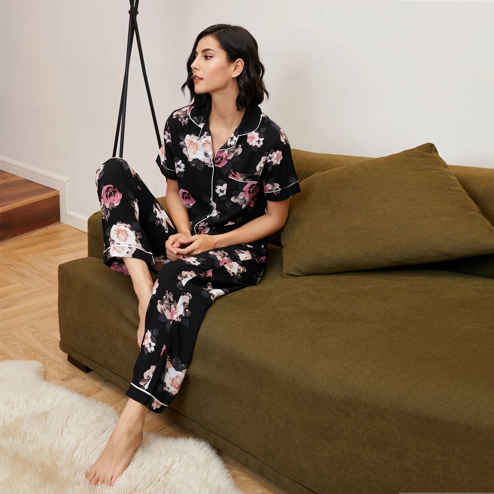 100% rayon ladies korean leisure wear flower print neglige nightsuit pjs set sleepwear pajams women girls two piece terno pajama, Black, pink
100% rayon ladies korean leisure wear flower print neglige nightsuit pjs set sleepwear pajams women girls two piece terno pajama, Black, pink